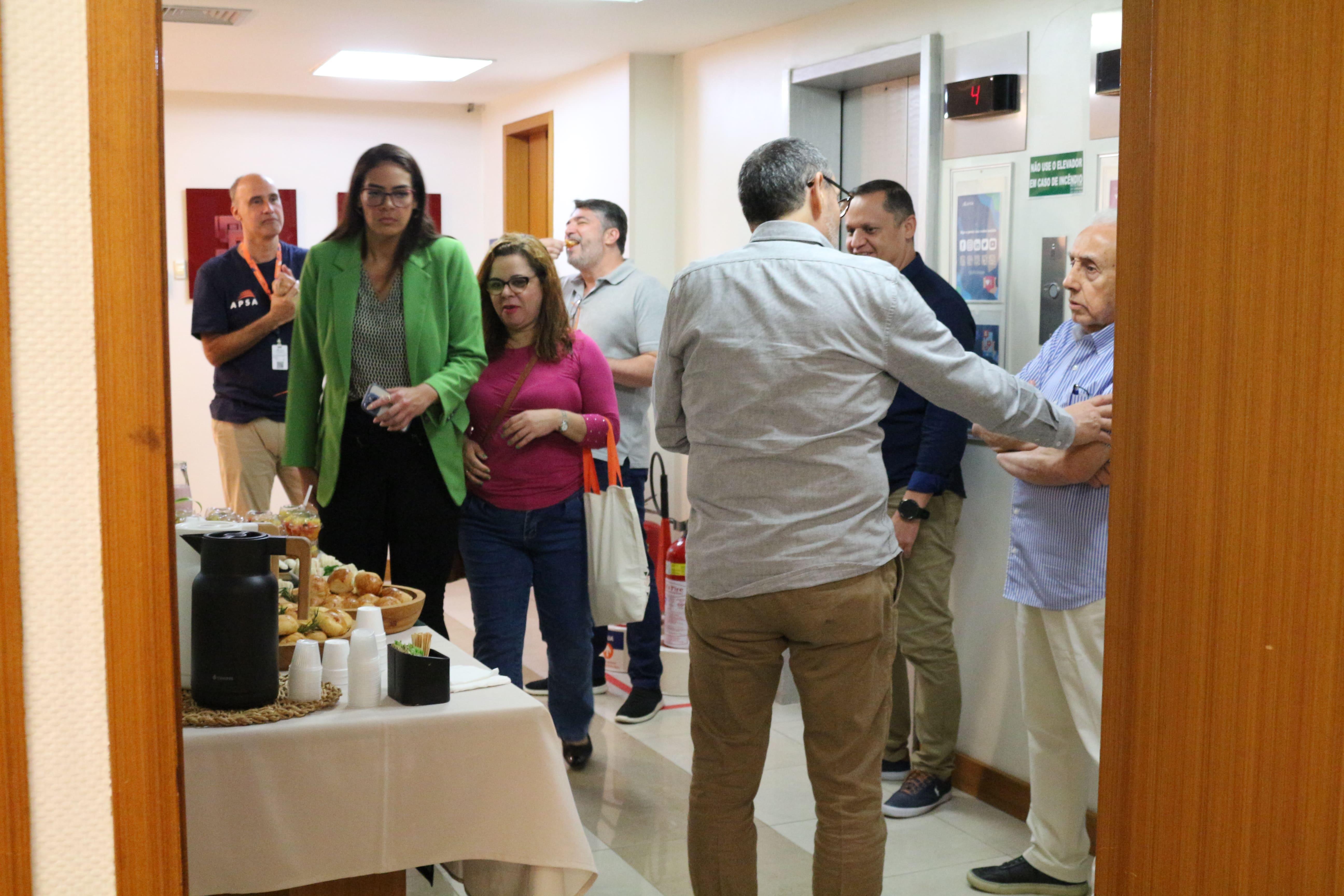 Café da manhã com síndicos discute soluções financeiras para condomínios